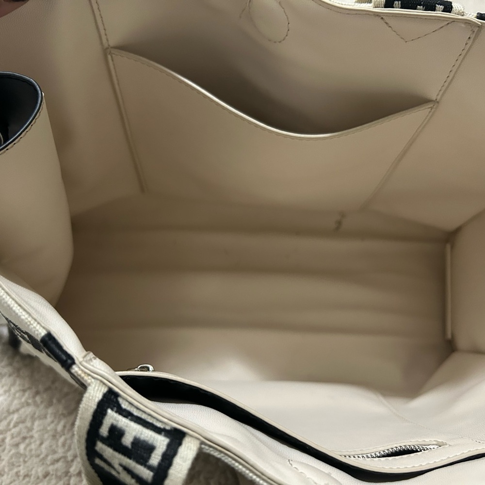 Steve Madden Black and Cream Logo Tote - Picture 4 of 10